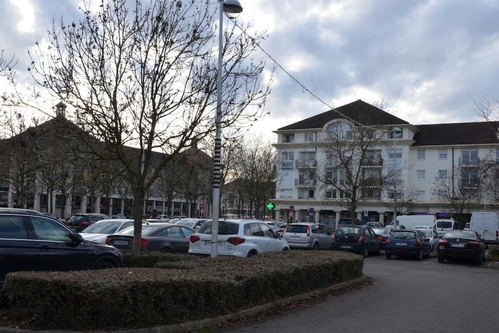 Hsh France Location Disney Land Paris - Suite Nicolas - Appartement De Charme Bussy-Saint-Georges Eksteriør bilde
